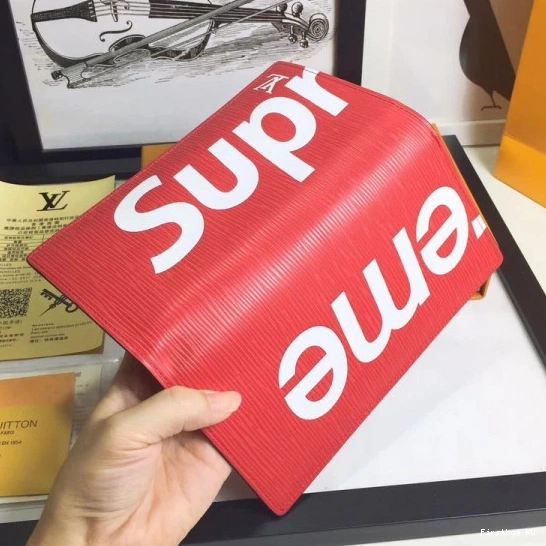 Firstbag ru Vuitton Supreme Louis wallet 0821